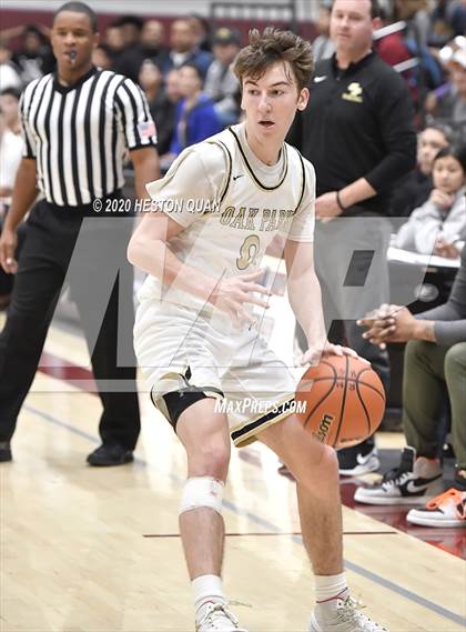 Thumbnail 1 in Bellevue vs. Oak Park (Rancho Mirage Holiday Invitational) photogallery.