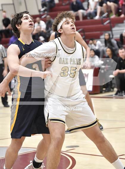 Thumbnail 2 in Bellevue vs. Oak Park (Rancho Mirage Holiday Invitational) photogallery.