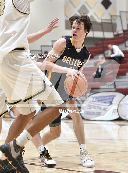 Thumbnail 3 in Bellevue vs. Oak Park (Rancho Mirage Holiday Invitational) photogallery.