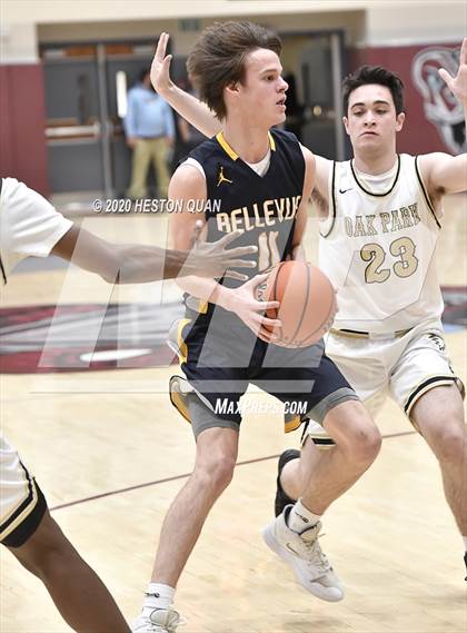 Thumbnail 1 in Bellevue vs. Oak Park (Rancho Mirage Holiday Invitational) photogallery.