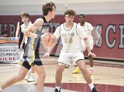 Thumbnail 3 in Bellevue vs. Oak Park (Rancho Mirage Holiday Invitational) photogallery.
