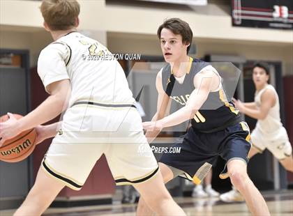 Thumbnail 2 in Bellevue vs. Oak Park (Rancho Mirage Holiday Invitational) photogallery.