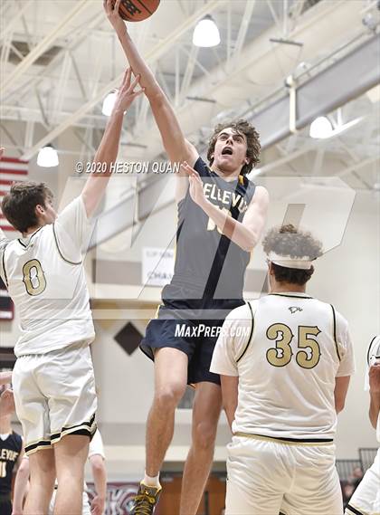 Thumbnail 3 in Bellevue vs. Oak Park (Rancho Mirage Holiday Invitational) photogallery.