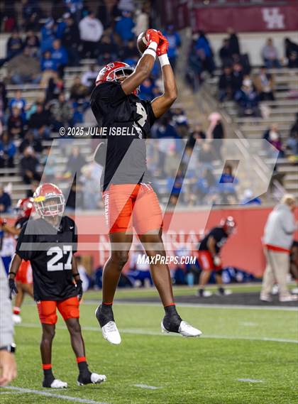 Thumbnail 2 in North Shore vs. Dickinson (UIL 6A D1 Football Regional Final) photogallery.