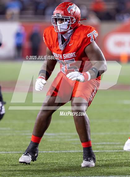 Thumbnail 2 in North Shore vs. Dickinson (UIL 6A D1 Football Regional Final) photogallery.