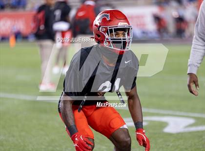 Thumbnail 1 in North Shore vs. Dickinson (UIL 6A D1 Football Regional Final) photogallery.