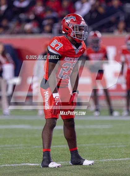 Thumbnail 3 in North Shore vs. Dickinson (UIL 6A D1 Football Regional Final) photogallery.