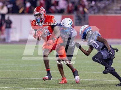 Thumbnail 1 in North Shore vs. Dickinson (UIL 6A D1 Football Regional Final) photogallery.