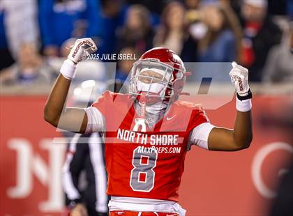 Thumbnail 1 in North Shore vs. Dickinson (UIL 6A D1 Football Regional Final) photogallery.