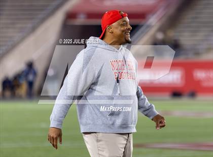 Thumbnail 3 in North Shore vs. Dickinson (UIL 6A D1 Football Regional Final) photogallery.