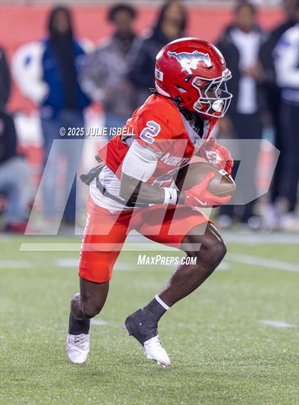 Thumbnail 1 in North Shore vs. Dickinson (UIL 6A D1 Football Regional Final) photogallery.