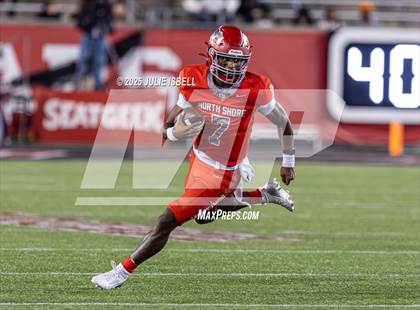 Thumbnail 1 in North Shore vs. Dickinson (UIL 6A D1 Football Regional Final) photogallery.