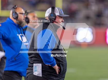 Thumbnail 3 in North Shore vs. Dickinson (UIL 6A D1 Football Regional Final) photogallery.