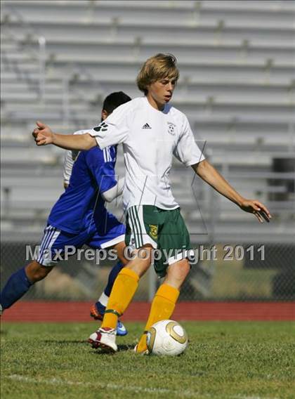 Thumbnail 2 in Linden vs. Sonora photogallery.