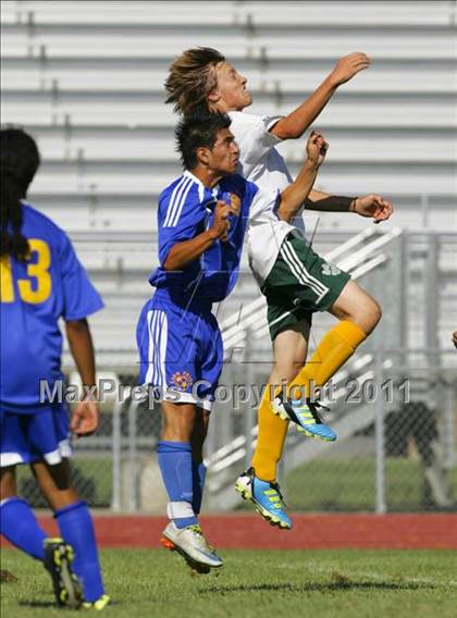 Thumbnail 3 in Linden vs. Sonora photogallery.