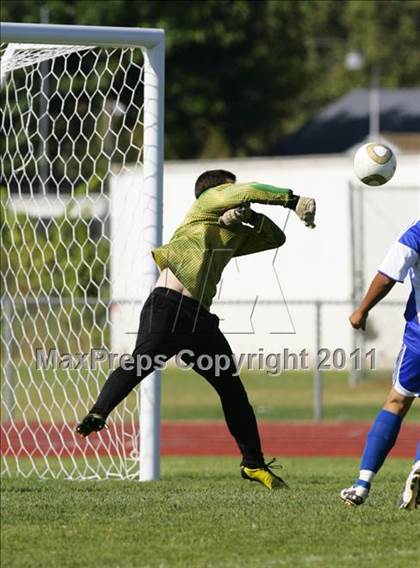 Thumbnail 3 in Linden vs. Sonora photogallery.
