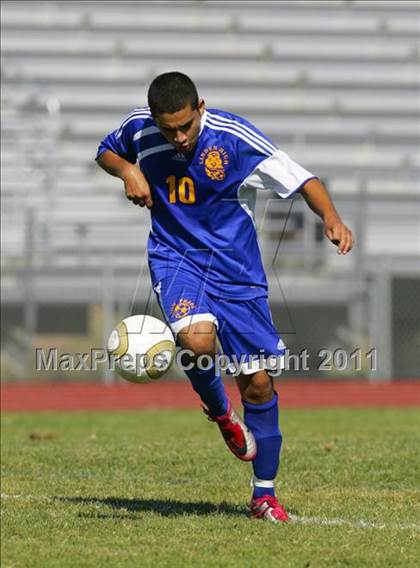 Thumbnail 3 in Linden vs. Sonora photogallery.