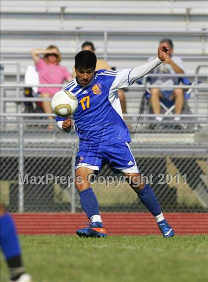 Thumbnail 2 in Linden vs. Sonora photogallery.