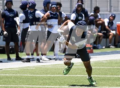 Thumbnail 1 in San Clemente vs. St. John Bosco (Brave 8 Invitational) photogallery.