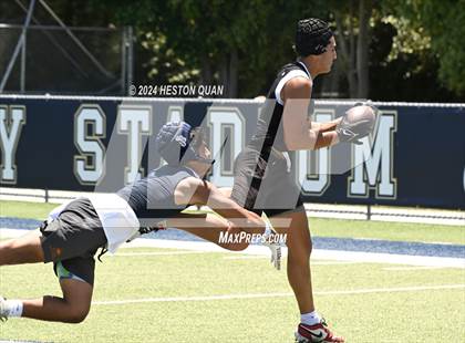 Thumbnail 3 in San Clemente vs. St. John Bosco (Brave 8 Invitational) photogallery.