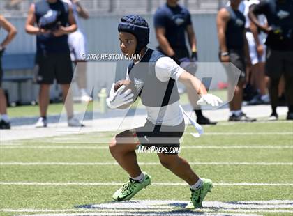 Thumbnail 3 in San Clemente vs. St. John Bosco (Brave 8 Invitational) photogallery.