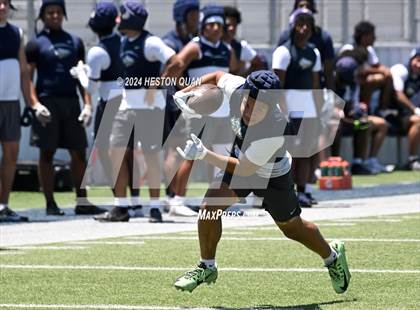 Thumbnail 2 in San Clemente vs. St. John Bosco (Brave 8 Invitational) photogallery.