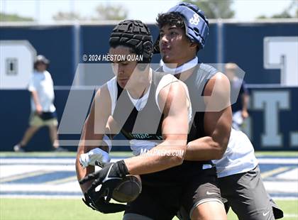 Thumbnail 3 in San Clemente vs. St. John Bosco (Brave 8 Invitational) photogallery.