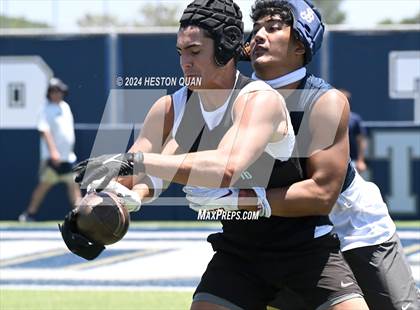 Thumbnail 2 in San Clemente vs. St. John Bosco (Brave 8 Invitational) photogallery.