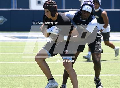 Thumbnail 2 in San Clemente vs. St. John Bosco (Brave 8 Invitational) photogallery.