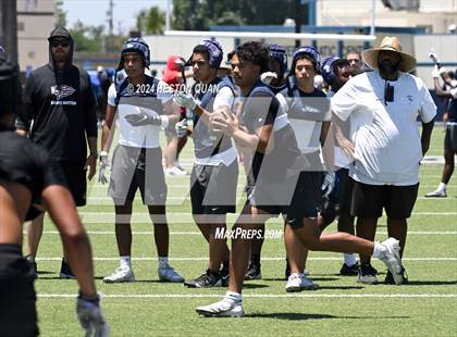 Thumbnail 3 in San Clemente vs. St. John Bosco (Brave 8 Invitational) photogallery.