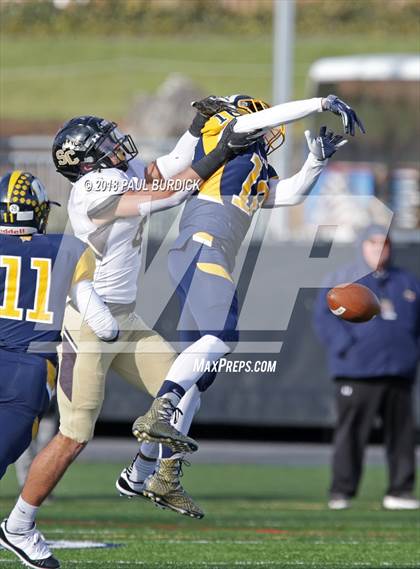 Thumbnail 2 in Southern Columbia Area vs. Wilmington Area (PIAA 2A Championship) photogallery.