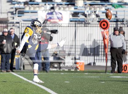 Thumbnail 2 in Southern Columbia Area vs. Wilmington Area (PIAA 2A Championship) photogallery.