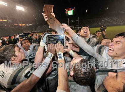 Thumbnail 1 in De La Salle vs. Servite (CIF State Open Division Final) photogallery.