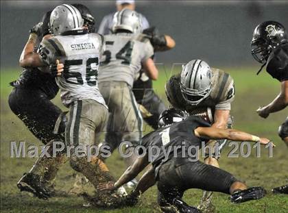 Thumbnail 1 in De La Salle vs. Servite (CIF State Open Division Final) photogallery.