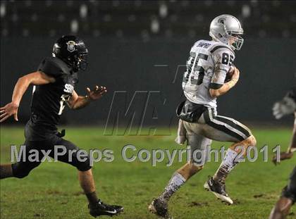 Thumbnail 1 in De La Salle vs. Servite (CIF State Open Division Final) photogallery.