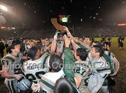 Thumbnail 1 in De La Salle vs. Servite (CIF State Open Division Final) photogallery.