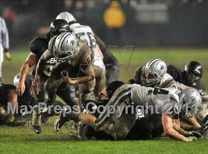 Thumbnail 3 in De La Salle vs. Servite (CIF State Open Division Final) photogallery.