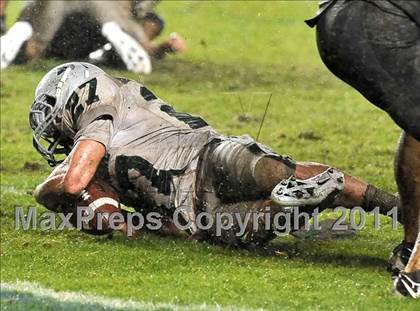 Thumbnail 2 in De La Salle vs. Servite (CIF State Open Division Final) photogallery.