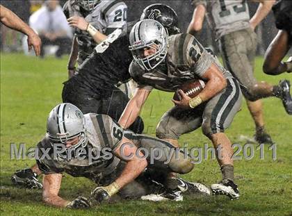 Thumbnail 1 in De La Salle vs. Servite (CIF State Open Division Final) photogallery.