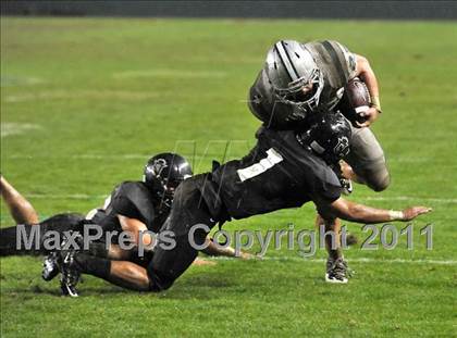 Thumbnail 1 in De La Salle vs. Servite (CIF State Open Division Final) photogallery.