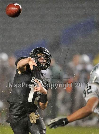 Thumbnail 3 in De La Salle vs. Servite (CIF State Open Division Final) photogallery.