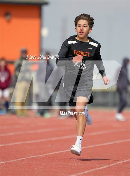 Thumbnail 1 in Fernley League Meet (400 Meters) photogallery.