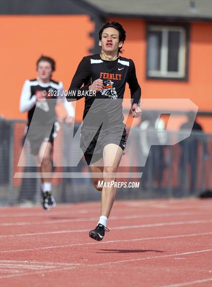 Thumbnail 1 in Fernley League Meet (400 Meters) photogallery.