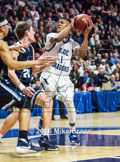 Thumbnail 3 in East Catholic vs. Middletown (CIAC Class L Final) photogallery.
