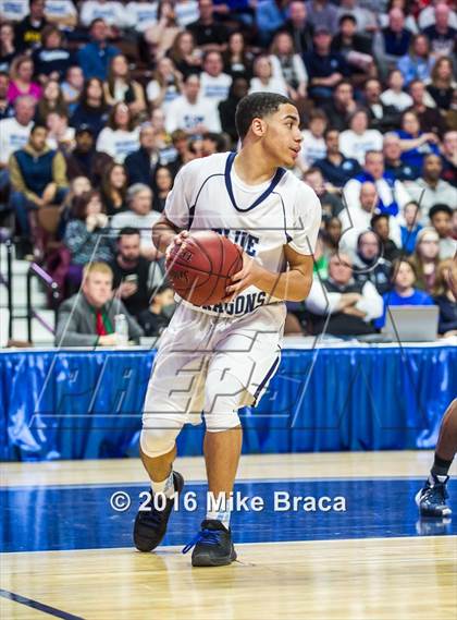 Thumbnail 1 in East Catholic vs. Middletown (CIAC Class L Final) photogallery.