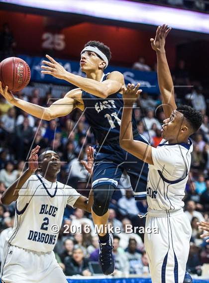 Thumbnail 3 in East Catholic vs. Middletown (CIAC Class L Final) photogallery.