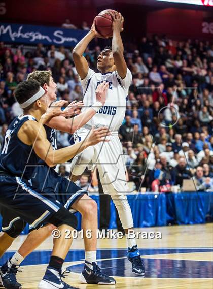 Thumbnail 1 in East Catholic vs. Middletown (CIAC Class L Final) photogallery.