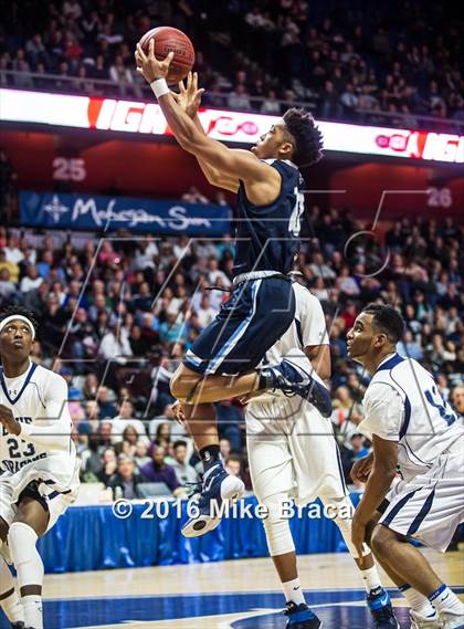 Thumbnail 3 in East Catholic vs. Middletown (CIAC Class L Final) photogallery.