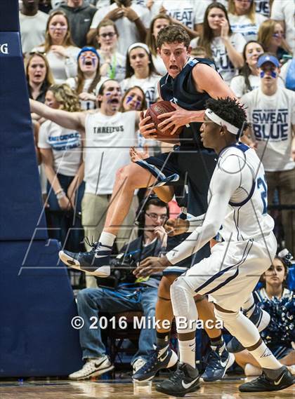 Thumbnail 2 in East Catholic vs. Middletown (CIAC Class L Final) photogallery.