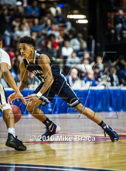 Thumbnail 3 in East Catholic vs. Middletown (CIAC Class L Final) photogallery.